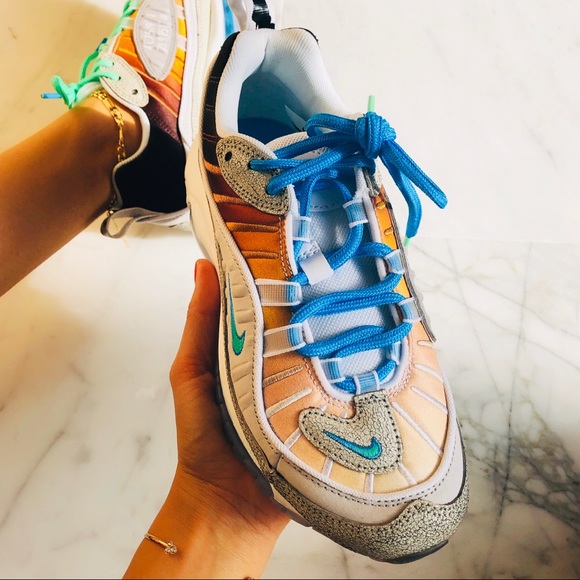 Air max 98 NYC, London, Soeul, Paris, Toyko( Rare) - Picture 5 of 8